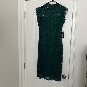 Elegant Green Lace Midi Dress brand new!